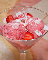 Чудо-десерт с клубникой