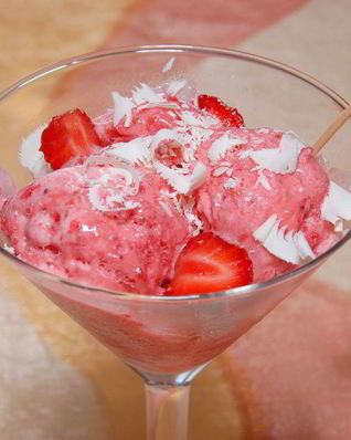 Чудо-десерт с клубникой