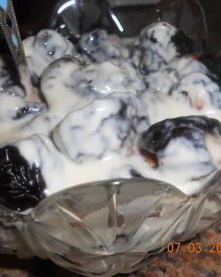 Десерт из чернослива с орехами