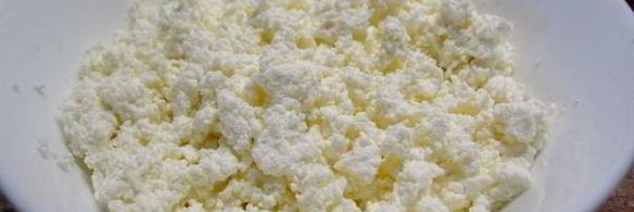 домашний творог и сыворотка