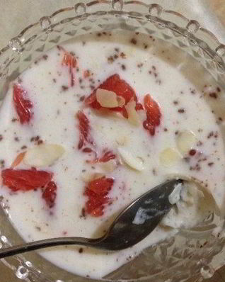 Кефирное желе с миндалем и грейпфрутом