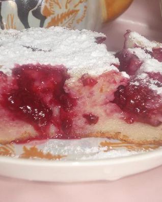 Клафути с ежевикой