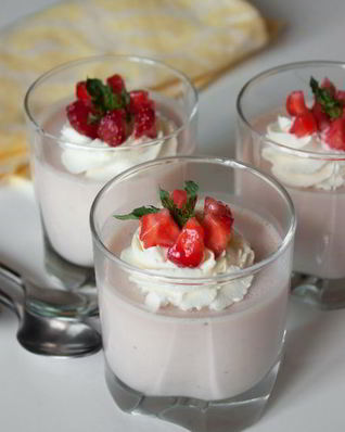 Клубничная панна котта