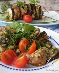 Баклажановые конфетки с курицей