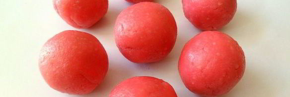 домашние конфеты из макадамии, нуги, марципана и шоколада