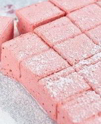 Домашние конфеты Клубничные облака