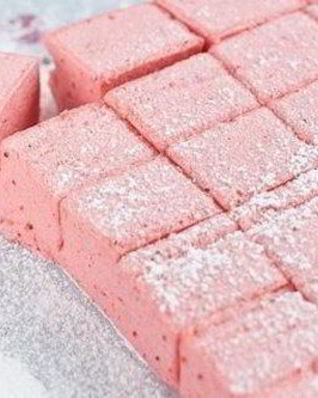 Домашние конфеты Клубничные облака