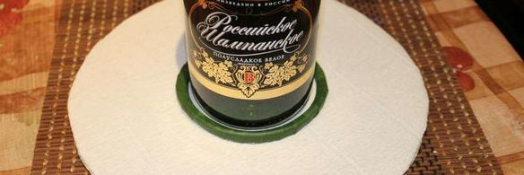 елка из шампанского и конфет