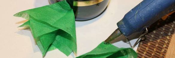 елка из шампанского и конфет