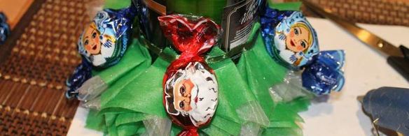 елка из шампанского и конфет