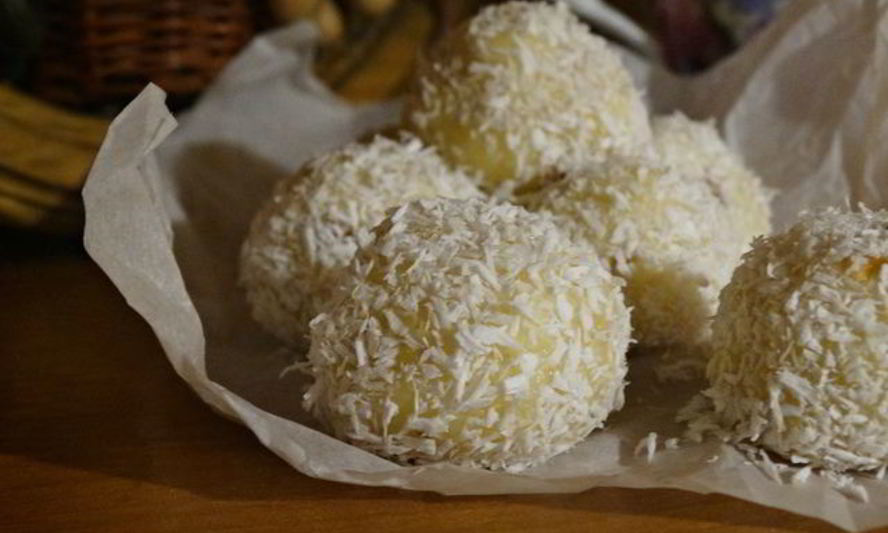 Рецепт кокосовых конфет с коньяком