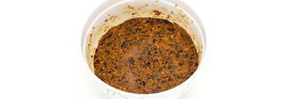 конфеты из миндаля и сухофруктов