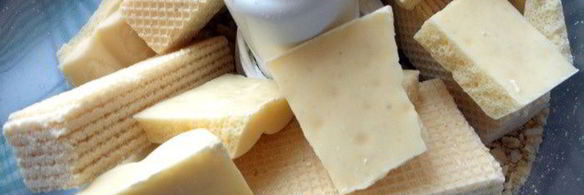 конфеты с белым шоколадом, лаймом и розмарином