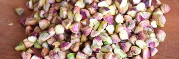 мягкие шоколадные конфеты с фисташками