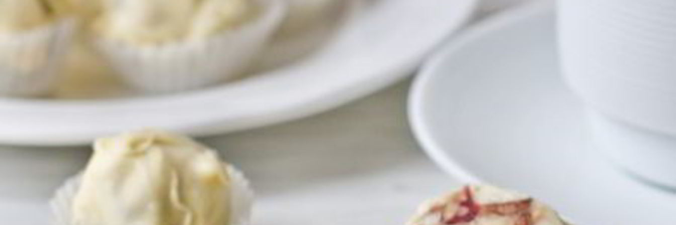 Ореховые конфеты в белом шоколаде