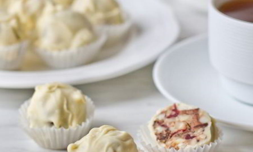 Рецепт ореховых конфет в белом шоколаде