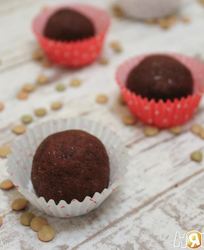 Шоколадные конфеты из чечевицы