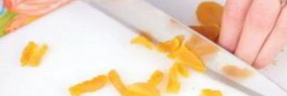 шоколадные конфеты с орехами и курагой