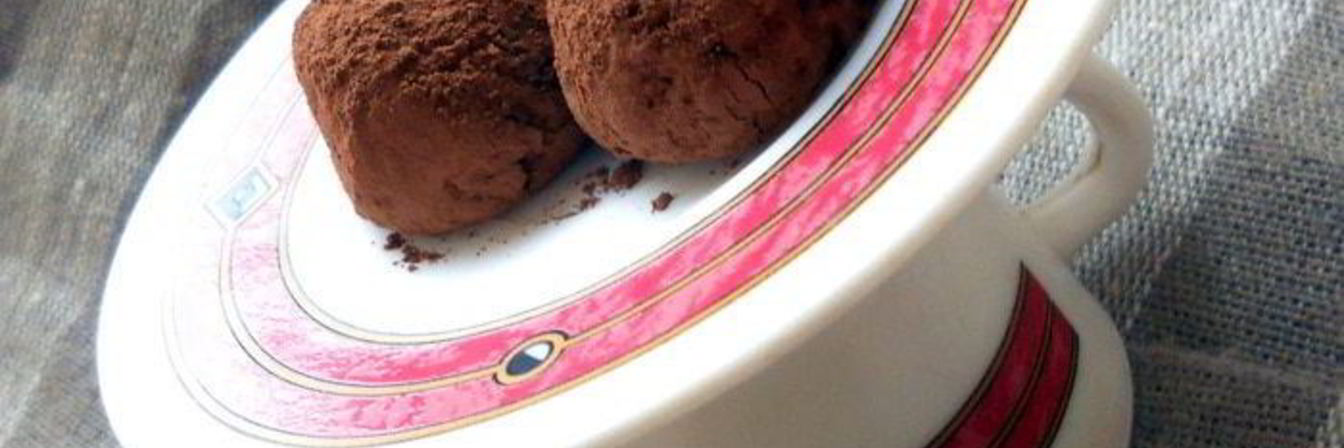 Шоколадные конфеты с пралине из кешью