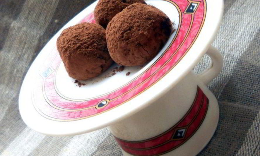 Рецепт шоколадных конфет с пралине из кешью