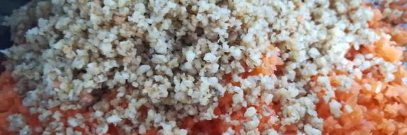 сыроедческие конфеты из моркови, сухофруктов и орехов