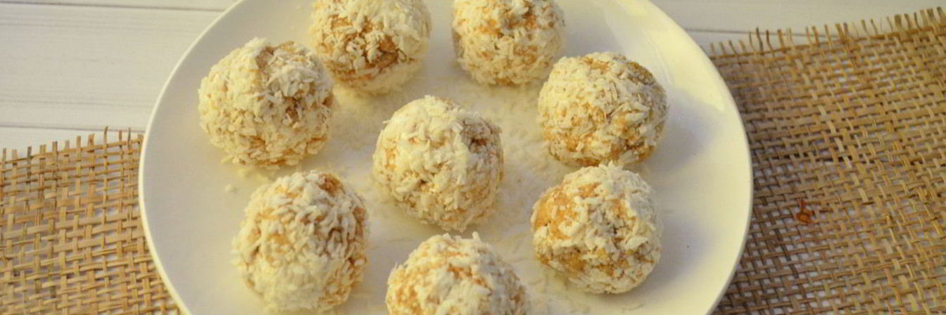 Творожные конфеты с кокосом и арахисовой пастой