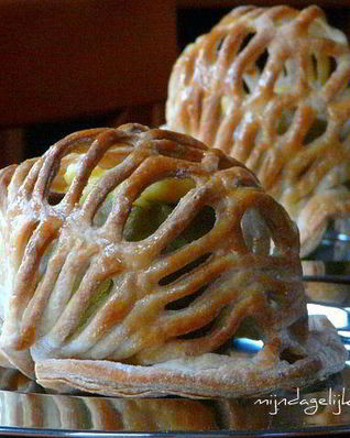 Ажурные яблоки с кремом