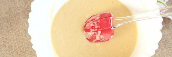 бисквит с клубникой и сливочным кремом