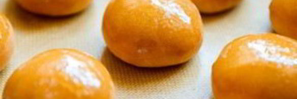 булочки с творожным кремом внутри