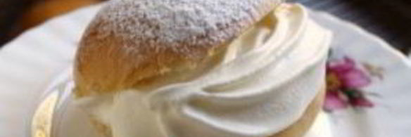 булочки с творожным кремом внутри