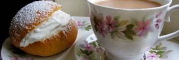 булочки с творожным кремом внутри