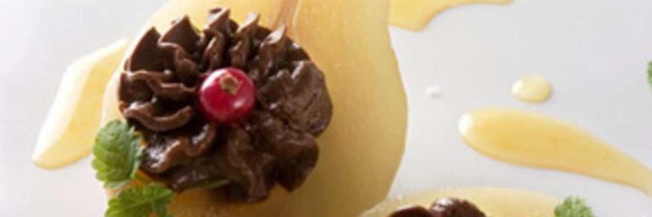 Груши, фаршированные шоколадным кремом