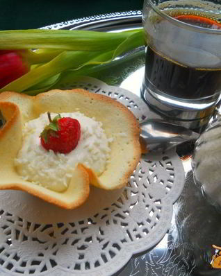 Корзиночки с творожным кремом