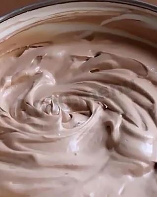 Крем чиз шоколадно-мятный на сливках