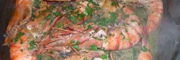 креветки королевские под кремом из фасоли и оливок