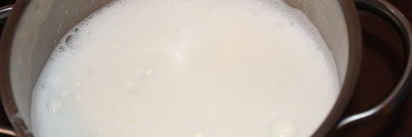 кростатине с кремом, яблоками и розмарином