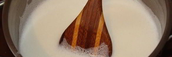 кростатине с кремом, яблоками и розмарином