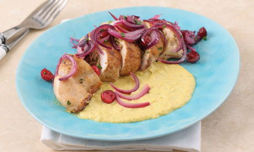 Рецепт куриной грудки, фаршированной шампиньонами с кукурузным кремом