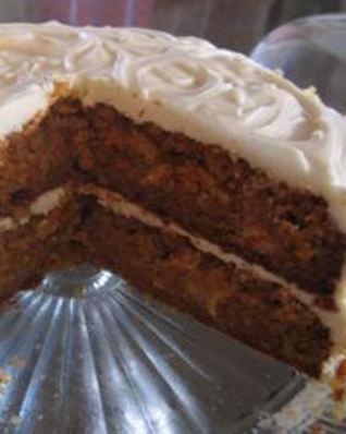 Морковный тортик с кремом из сливочного сыра