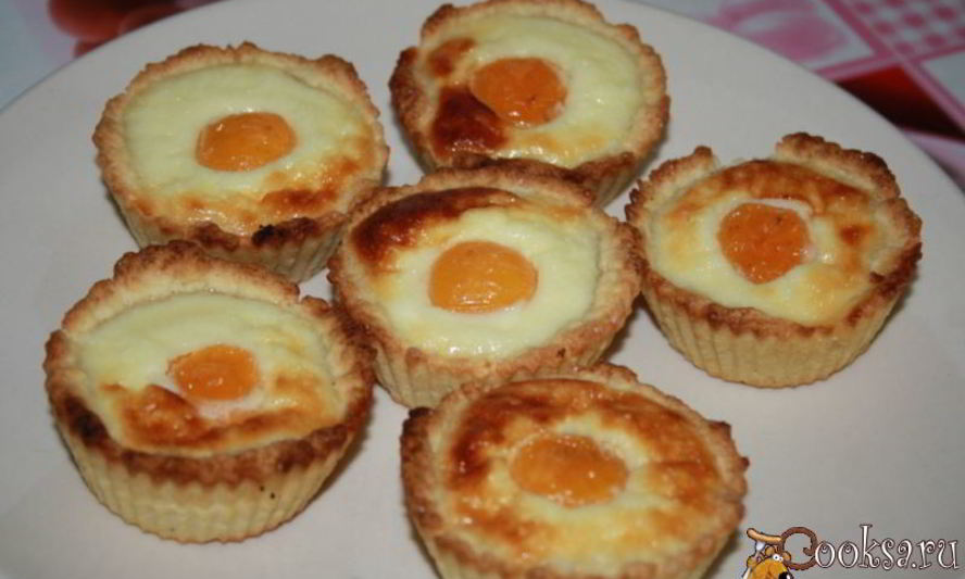 Рецепт песочных корзинок с кремом и абрикосом яишенки