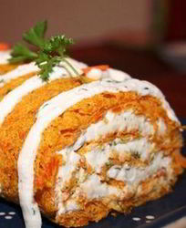 Рыжий рулетик с творожным кремом и рыбкой