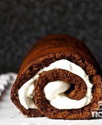 Шоколадный рулет со сливочным кремом