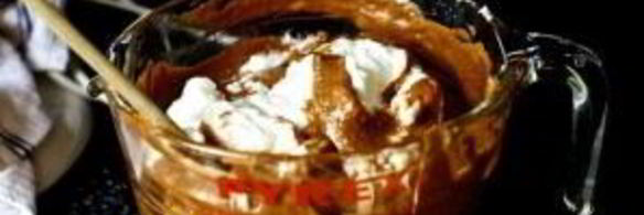 шоколадный рулет со сливочным кремом