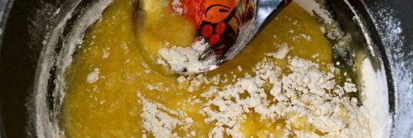 сладкие корзинки с творожным кремом и клубникой