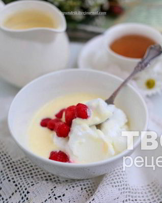 Снежки с малиной и кремом