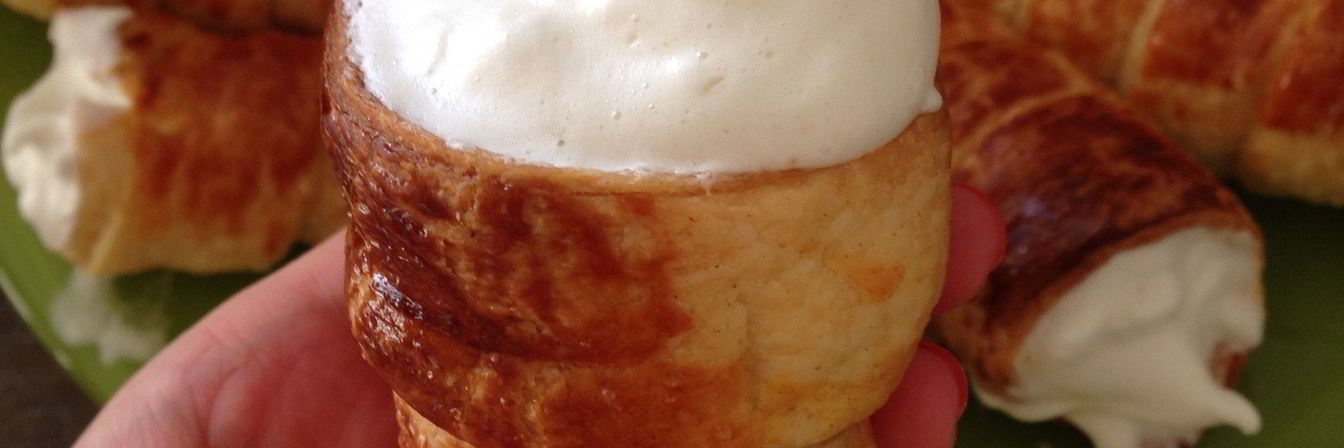 Трубочки с белковым кремом