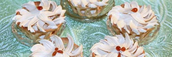 ванильные корзиночки с карамельным кремом