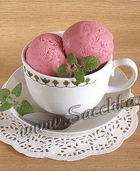 Домашнее клубничное мороженое