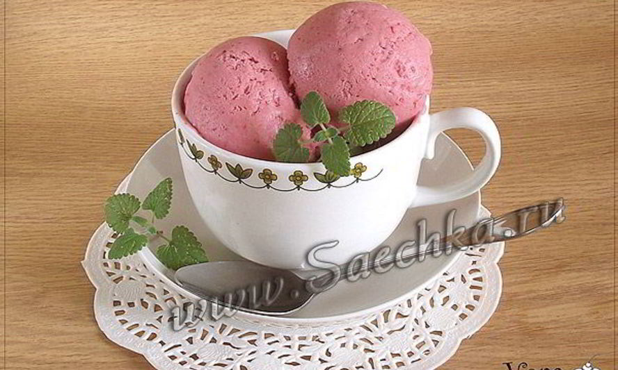 Рецепт домашнего клубничного мороженого