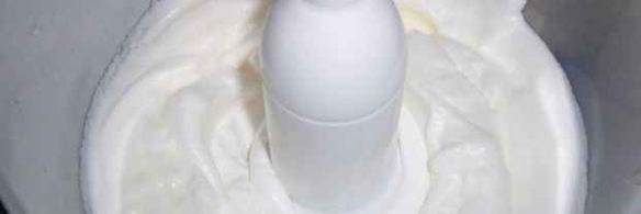 домашнее сливочное мороженое